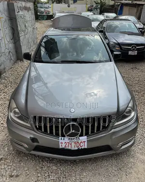 Mercedes-Benz C300 Luxury 4Matic Sedan AWD (3.5L 6cyl 7A) 2013 Gray