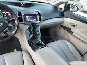 Toyota Venza XLE 4dr Wagon (3.5L 6cyl 6A) 2014 Black