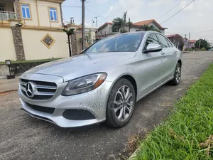 Mercedes-Benz C300 Luxury 4matic Sedan AWD (2.0L 4cyl 7A) 2017 Silver