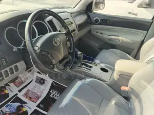 Toyota Tacoma 2006 Silver