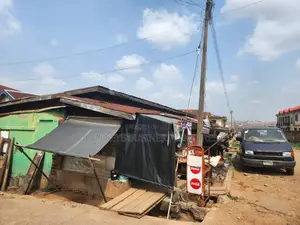 5bdrm Bungalow in Ososami, Oke Ado for sale