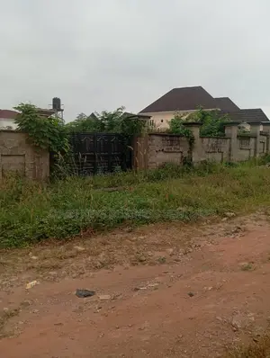 A Standard Plot of 577sqm Fenced and Gated