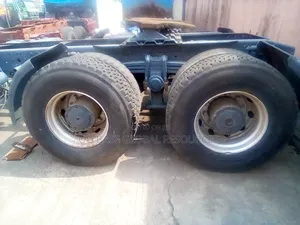 10tires Mercedes Actros Trailer Head