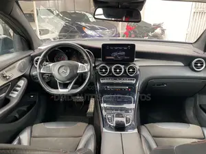 Mercedes-Benz GLC-Class 2017 Blue