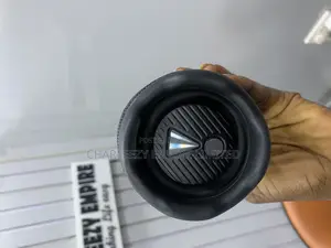 JBL Charge 6