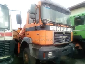 4tons Mercedes Hiab/Tipper