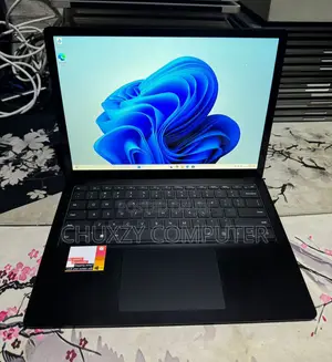 New Laptop Microsoft Surface Laptop 5 32GB Intel Core I7 SSD 512GB