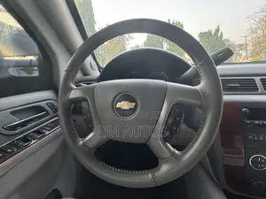 Chevrolet Suburban 2012 Black