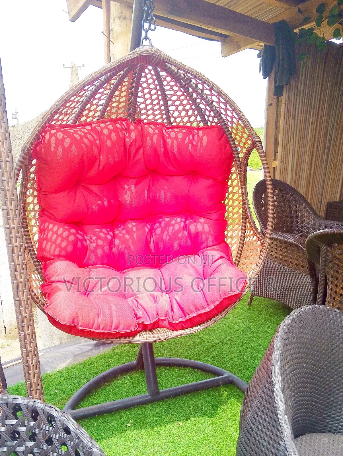 Single Chair