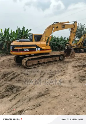 320l Excavator