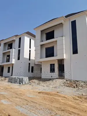 5bdrm Duplex in River Park Estate, Lugbe District for sale