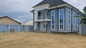 5bdrm Duplex in Off Oron Road Uyo for sale