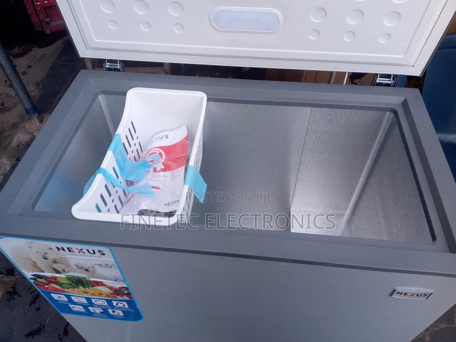Nexus Chest Freezer, 200l