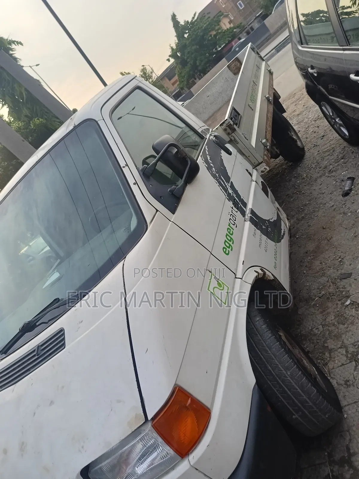 Volkswagen Transporter 2003 White