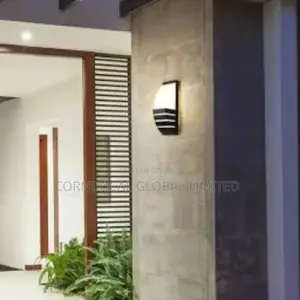 Quality Outdoor Wall Bracket Light