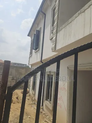 4bdrm Duplex in Unity Estate Ojodu, Berger for sale