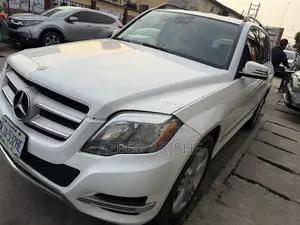 Mercedes-Benz GLK-Class 350 4MATIC 2013 Off white