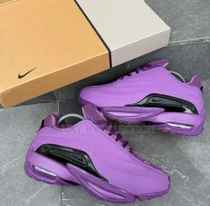 Luxe Nike Nocta Sneakers