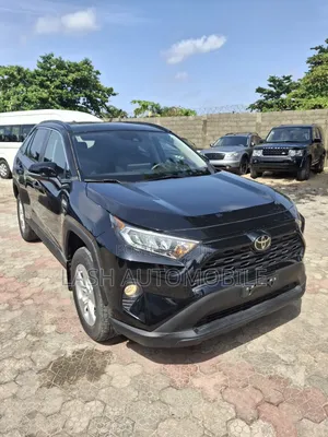 Toyota RAV4 LE 2021 Black