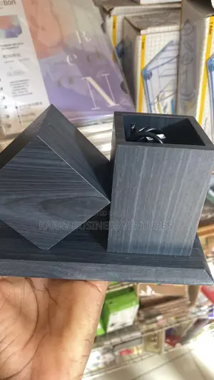 Pen Holders With Clock,Wooden and Plastic
