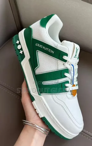 Luxury Louise Vuitton Sneakers