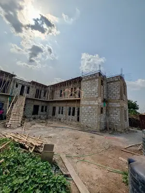 2bdrm Apartment in Akala Akobo, Ibadan for sale