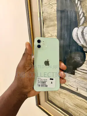 Apple iPhone 12 64 GB Green
