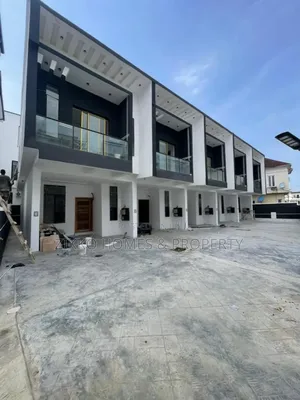 4bdrm Townhouse/Terrace in Chevron, Lekki for sale