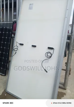600 W Solar Panels Mono Canadian Mono