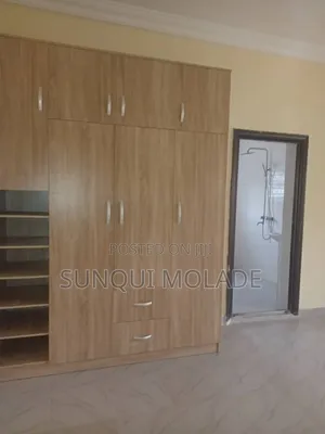 3bdrm Apartment in Maplewood Estate, Oko-Oba for rent