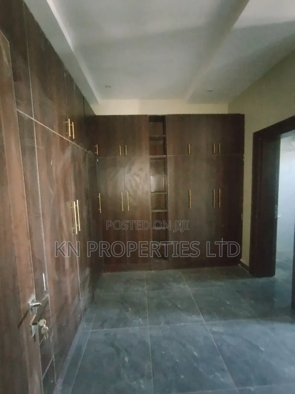 5bdrm Duplex in Mabushi for rent