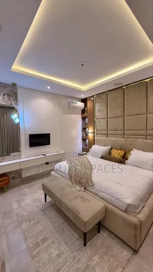 Beautiful Two (2) Bedroom Apartment