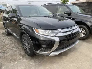 Mitsubishi Outlander SE FWD 2017 Black