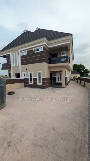 4bdrm Duplex in Bera Estate, Akobo for sale