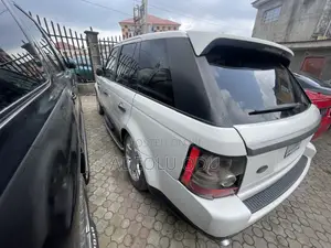 Land Rover Range Rover Sport HSE 4x4 (5.0L 8cyl 6A) 2011 White