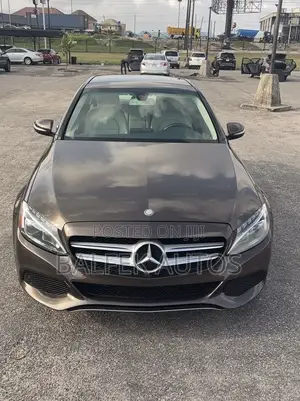 Mercedes-Benz C300 2015 Maroon