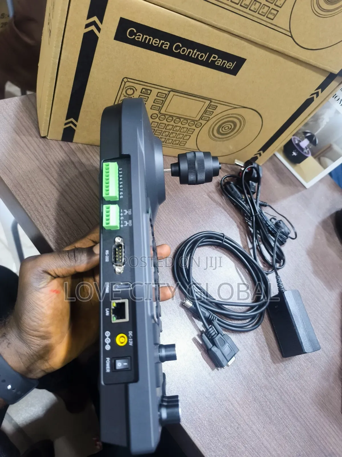 7 Channel Conference PTZ Camera Controller Panel 3-Inch LCD Screen