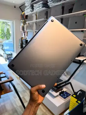 Laptop Apple MacBook Pro 2019 64GB Intel Core I9 SSD 1T