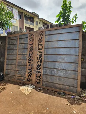 Simple Design Gate