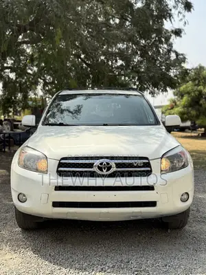 Toyota RAV4 Limited V6 2007 White