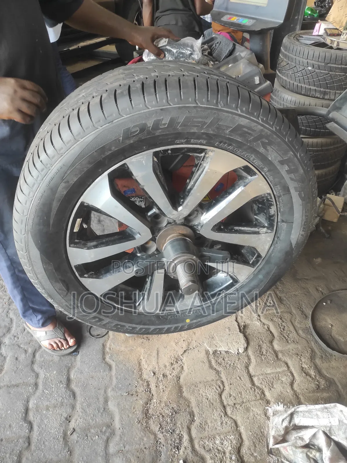 Bullet Proof Tires Device Fitting and Wheel Balancing