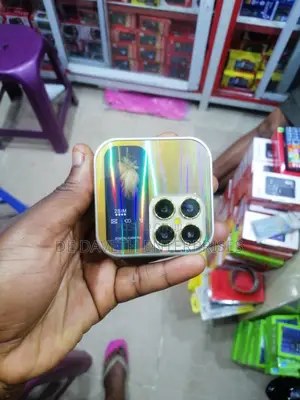 New Maxfone V6