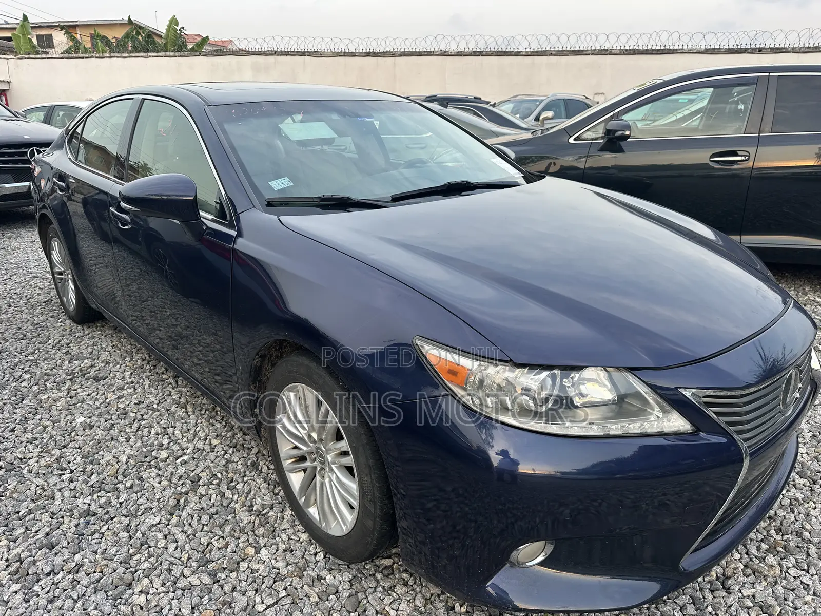 Lexus ES 2013 Blue