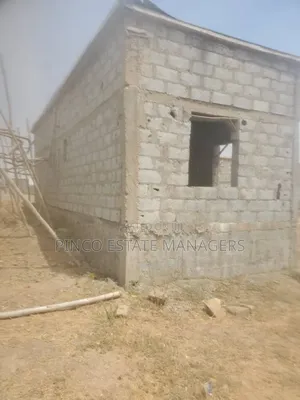 6bdrm House in Seman Estate, Lugbe District for sale
