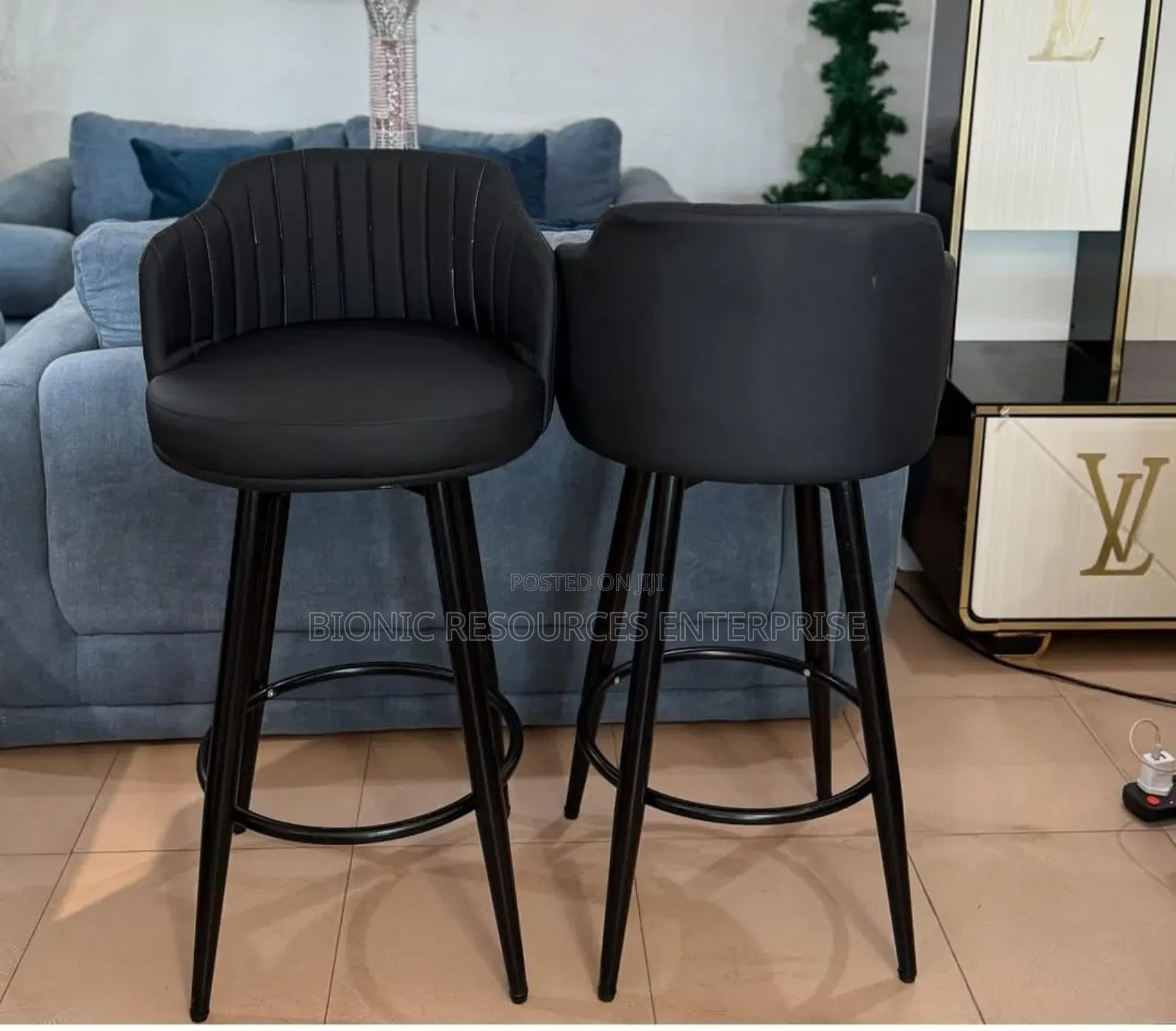 Black Color Bar Stools