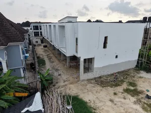 4bdrm Townhouse/Terrace in Sangotedo for sale