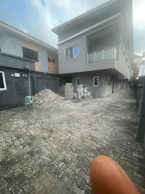 4bdrm Duplex in Magodo for rent