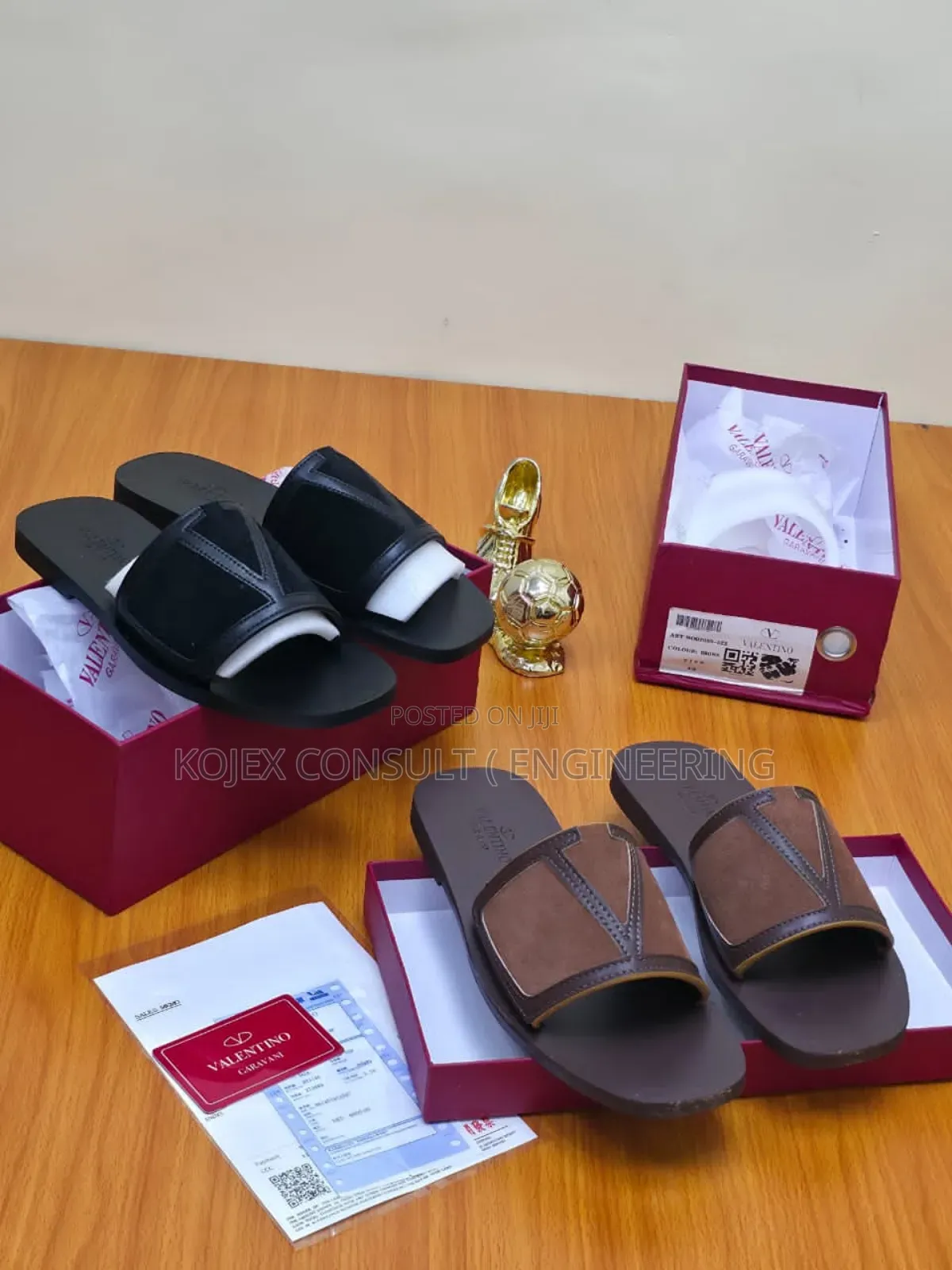 Valentino Comfy Slides