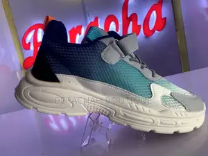 Children Canvas Sneaker