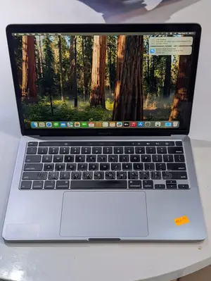Laptop Apple MacBook Pro 2020 16GB Intel Core I7 SSD 512GB